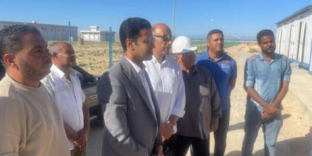 نائب محافظ مطروح يتفقد محطة معالجة الصرف الصحي - لايف نيوز