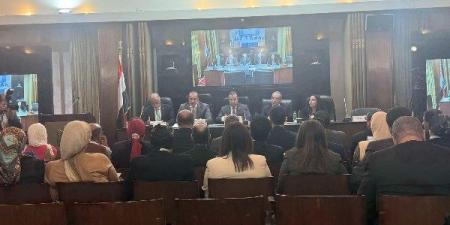 "اتصالات النواب" تقف دقيقة حدادًا على ضحايا حريق سنترال رمسيس - لايف نيوز