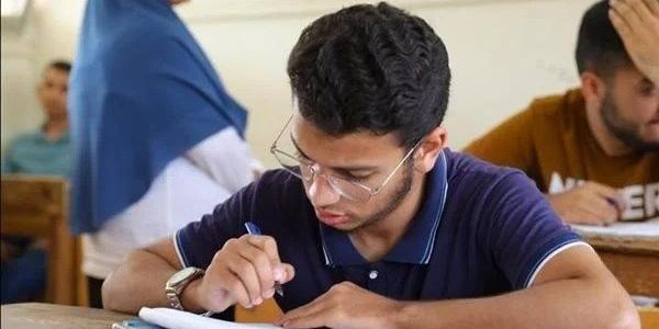 قبل امتحانات الدبلومات الفنية| عقوبات الغشاشين والمشاغبين.. ومصير لجان الغش الجماعي - لايف نيوز