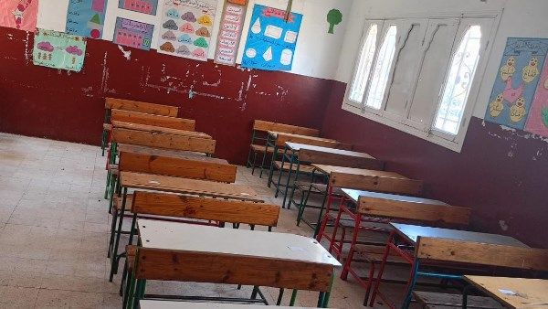 استعدادا لانطلاقها غدا.. 30 صورة ترصد انتهاء تجهيز لجان امتحانات الشهادة الإعدادية استعدادا لانطلاقها غدا.. 30 صورة ترصد انتهاء تجهيز لجان امتحانات الشهادة الإعدادية