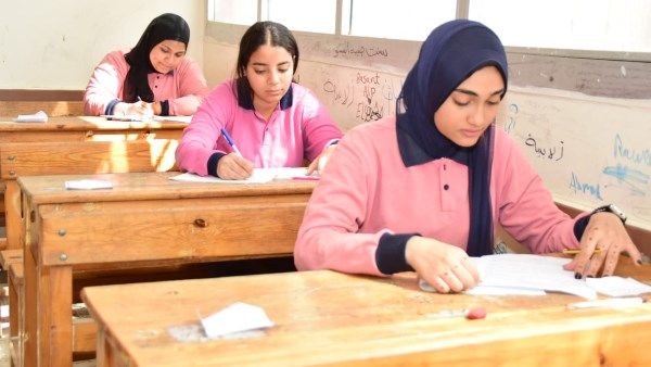 بعد تسريبه على جروبات الغش.. إلغاء امتحان الجبر للشهادة الإعدادية في أسيوط بعد تسريبه على جروبات الغش.. إلغاء امتحان الجبر للشهادة الإعدادية في أسيوط