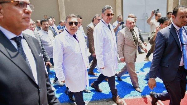 وزير التموين ومحافظ الدقهلية يتابعان منظومة السلع الغذائية والتموينية وزير التموين ومحافظ الدقهلية يتابعان منظومة السلع الغذائية والتموينية