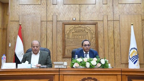 أخبار قنا.. تخصيص أراضٍ لإنشاء معهد أزهري ومدرسة للصم في قوص.. غرف عمليات بالتموين خلال العيد أخبار قنا.. تخصيص أراضٍ لإنشاء معهد أزهري ومدرسة للصم في قوص.. غرف عمليات بالتموين خلال العيد