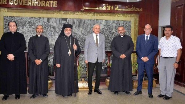 الأنبا عمانوئيل يهنئ محافظ الأقصر والقيادات الأمنية بعيد الأضحى المبارك الأنبا عمانوئيل يهنئ محافظ الأقصر والقيادات الأمنية بعيد الأضحى المبارك