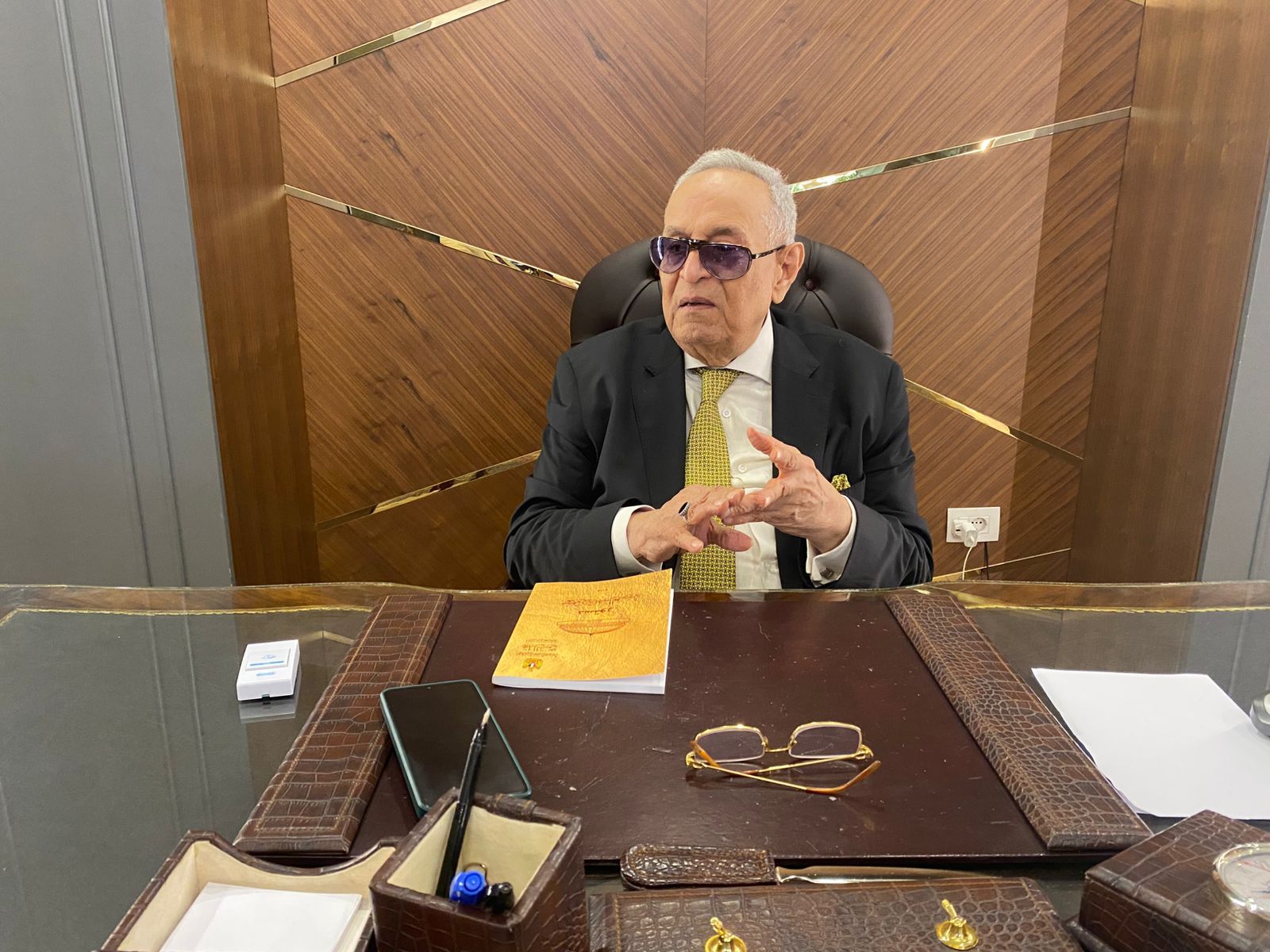 4ebeb7ed7a.jpg