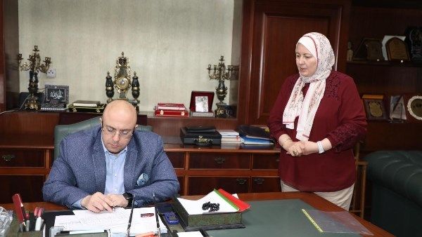 محافظ بني سويف يناقش مع وكيلة الوزارة خطة تنفيذ وزارة التعليم بشأن امتحانات الثانوية العامة محافظ بني سويف يناقش مع وكيلة الوزارة خطة تنفيذ وزارة التعليم بشأن امتحانات الثانوية العامة