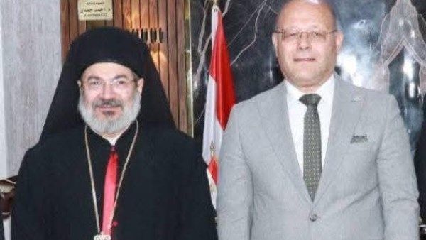 الأنبا توما يهنئ رئيس جامعة سوهاج ومجلسها بعيد الأضحى الأنبا توما يهنئ رئيس جامعة سوهاج ومجلسها بعيد الأضحى
