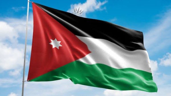 بعد ضرب إيران.. غلق المجال الجوي وتعليق حركة الطيران في الأردن بعد ضرب إيران.. غلق المجال الجوي وتعليق حركة الطيران في الأردن