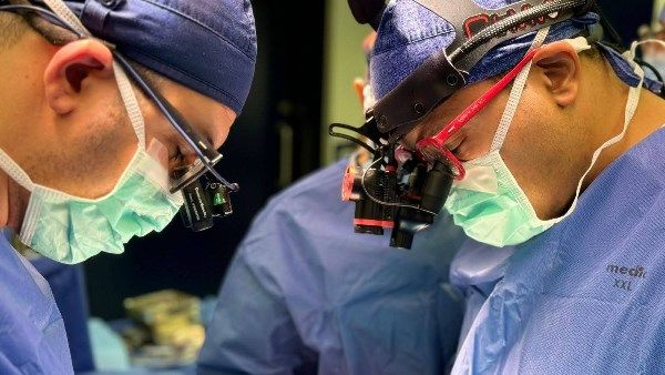 في إنجاز غير مسبوق .. جامعة المنصورة تفوز بأرفع جوائز جراحة القلب في إنجاز غير مسبوق .. جامعة المنصورة تفوز بأرفع جوائز جراحة القلب