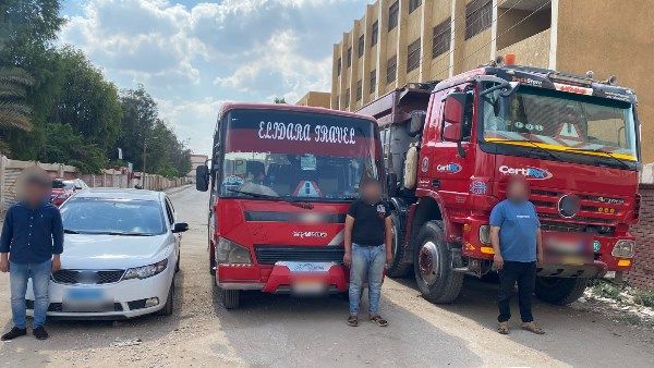 القبض على 3 سائقين بتهمة السير عكس الاتجاه بالمنصورة القبض على 3 سائقين بتهمة السير عكس الاتجاه بالمنصورة