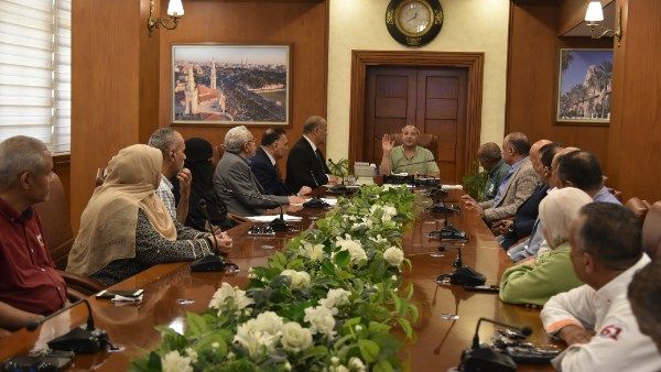 محافظ بورسعيد يشدد علي اتخاذ الإجراءات اللازمة استعدادًا لامتحانات الثانوية العامة محافظ بورسعيد يشدد علي اتخاذ الإجراءات اللازمة استعدادًا لامتحانات الثانوية العامة