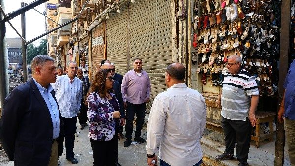 استكمال إحلال المرافق 100%.. منال عوض تتفقد المرحلة الأولى من تطوير سوق العتبة استكمال إحلال المرافق 100%.. منال عوض تتفقد المرحلة الأولى من تطوير سوق العتبة