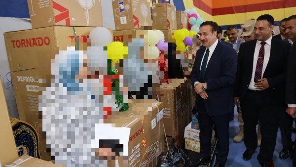 محافظ المنوفية يسلم 80 جهاز عروسة لـ اليتيمات المقبلات على الزواج محافظ المنوفية يسلم 80 جهاز عروسة لـ اليتيمات المقبلات على الزواج