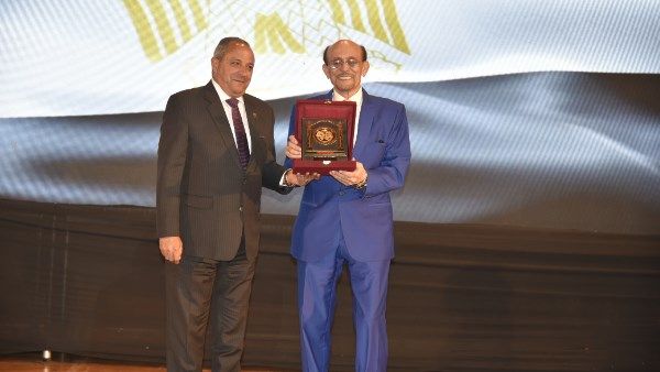 محافظ بورسعيد: الفنان محمد صبحي منارة فنية ثقافية تستحق التقدير