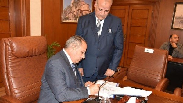 بنسبة نجاح 85%.. محافظ بورسعيد يعتمد نتيجة الشهادة الإعدادية
