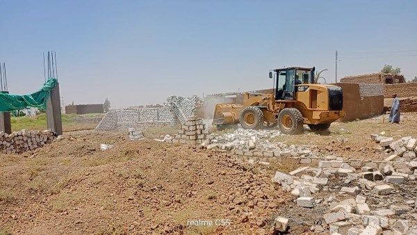 الأقصر.. إزالة 44 حالة تعد على الأراضى الزراعية وأملاك الدولة بإسنا