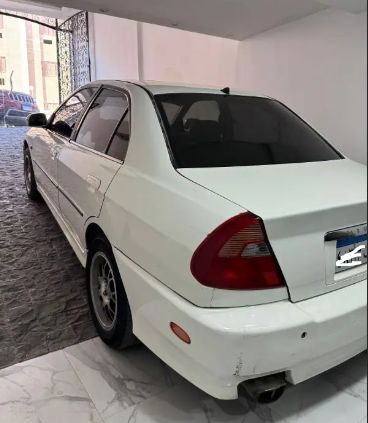 e85d789a83.jpg