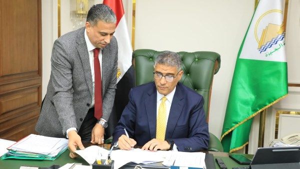 محافظ الجيزة يعتمد تنسيق الثانوية العامة بحد أدنى 225 درجة محافظ الجيزة يعتمد تنسيق الثانوية العامة بحد أدنى 225 درجة