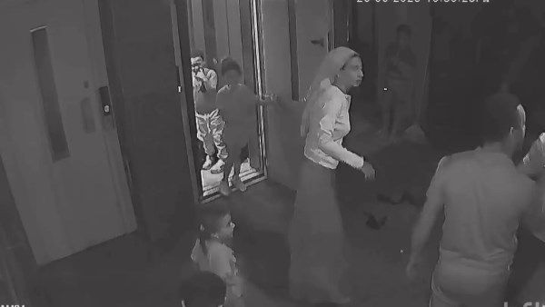 رئيس حي سابق فى بورسعيد : سارفع قضية تعويض تضامنا مع سيدة التاكسي رئيس حي سابق فى بورسعيد : سارفع قضية تعويض تضامنا مع سيدة التاكسي