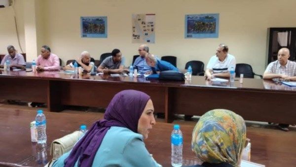 اجتماع بالغردقة لبحث تأثير المخلفات ومحطات المعالجة على الطيور المهاجرة اجتماع بالغردقة لبحث تأثير المخلفات ومحطات المعالجة على الطيور المهاجرة