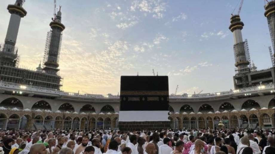 معاك 20 ألف جنيه؟ إليك أسعار رحلات العمرة 2025