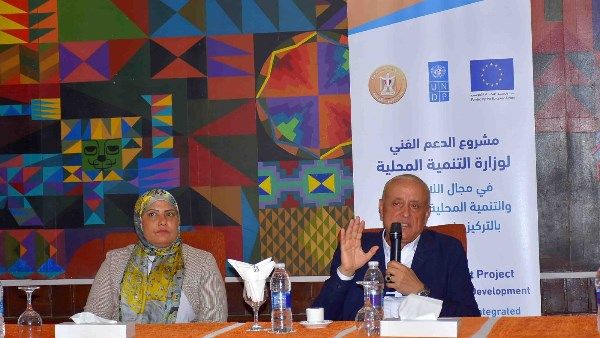 محافظ الأقصر يتفقد ورشة محافظ الأقصر يتفقد ورشة