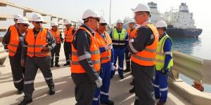 البترول: إيقاف الغاز عن بعض الصناعات وزيادة اعتماد الكهرباء على المازوت والسولار - لايف نيوز