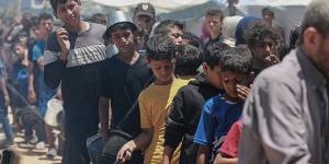 فلسطين تطالب بتحرك عربي عاجل لوقف استخدام الجوع كسلاح ضد الشعب الفلسطيني - لايف نيوز