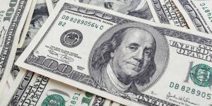 الدولار يستقر قرب أدنى مستوياته في 3 سنوات ونصف - لايف نيوز