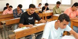 طلاب الثانوية العامة بالمحافظات يواصلون امتحاناتهم للأسبوع الرابع على التوالي - لايف نيوز