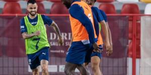 الكشف عن سبب رفض محترف الهلال السابق عرض العلا - لايف نيوز