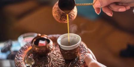 هل القهوة ترفع الضغط؟ خبراء يوضحون الحقيقة الكاملة - لايف نيوز