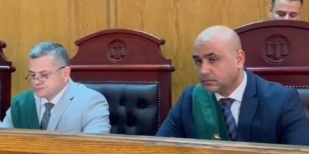 تعـ.ذيب في الحجز.. ننفرد بنشر أمر إحالة 3 متهمين عذبوا آخر داخل قسم مصر القديمة - لايف نيوز