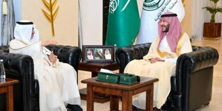 محافظ الطائف يستقبل قيادات المركز الوطني لتنمية الغطاء النباتي ومكافحة التصحر - لايف نيوز