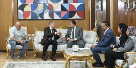 رئيس جامعة جنوب الوادى يبحث سبل التعاون المشترك مع البنك الأهلى - لايف نيوز