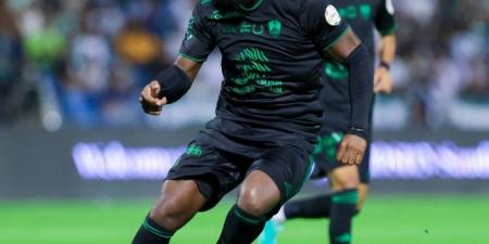 الأهلي ينتظر  العروض للتخلص من الصداع - لايف نيوز