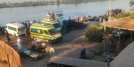 محافظ قنا يتابع جهود إنقاذ شخصين سقطت سيارتهما فى نهر النيل بدشنا - لايف نيوز