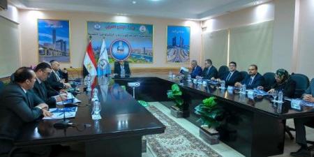 وزير الإنتاج الحربي يؤكد على الاهتمام بتطوير التعليم والبحث العلمي وربطهما بالصناعة - لايف نيوز