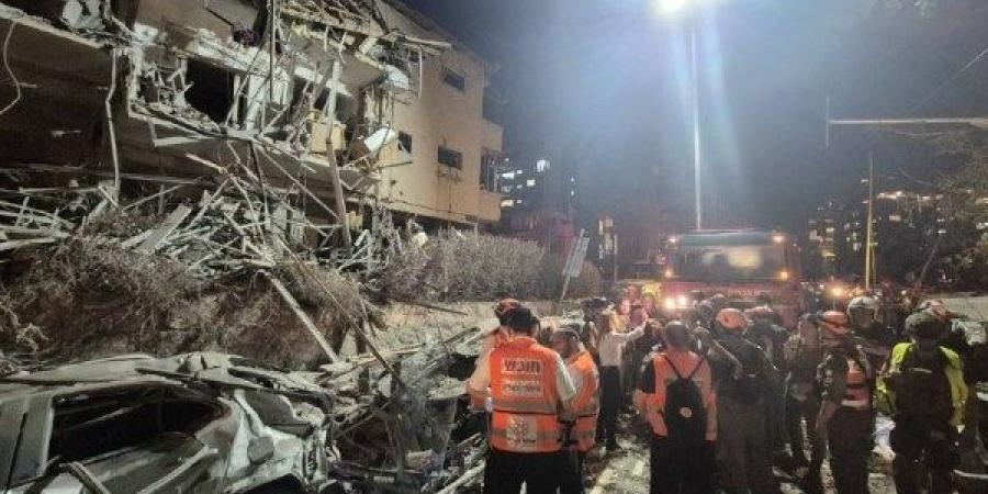 متحدث جيش الإحتلال: استهدفنا مبنى ومختبرات لتخصيب اليورانيوم بإيران - لايف نيوز