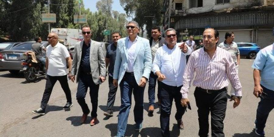 محافظ الجيزة يتابع مستوى الخدمات بالأحياء ويشدد على حل شكاوى المواطنين - لايف نيوز