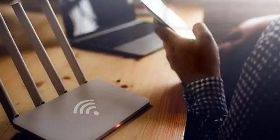 تعطل خدمات إنترنت وتسريب أرقام هواتف المواطنين.. ماذا يحدث في جوجل؟ - لايف نيوز