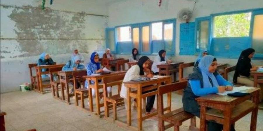 محافظ الجيزة يعتمد نتيجة الشهادة الإعدادية 2025 بعد قليل - لايف نيوز