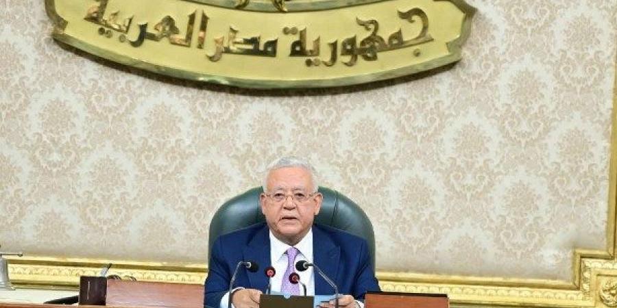 رئيس النواب يشيد بأداء لجنة الشئون الاقتصادية برئاسة النائب الدكتور محمد سليمان - لايف نيوز