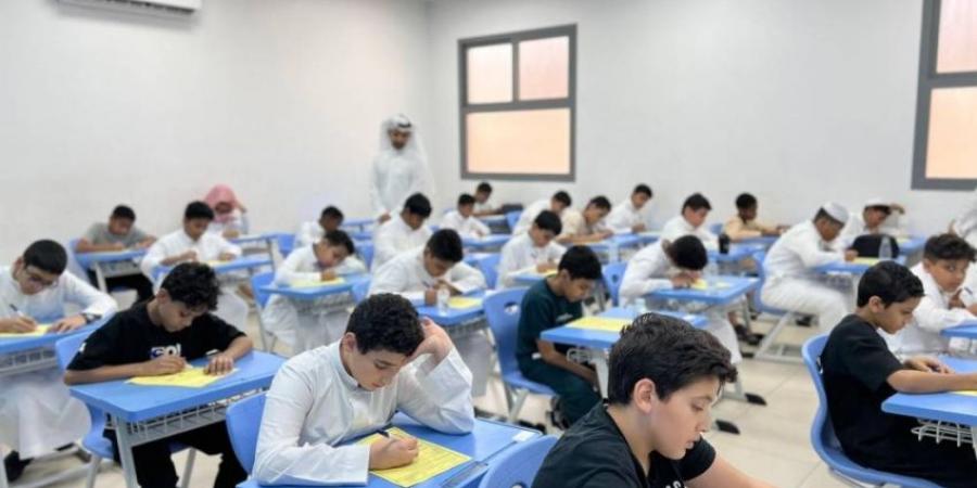 نصف مليون طالب وطالبة بتعليم الشرقية وحفر الباطن يؤدون اختبارات نهاية الفصل الدراسي الثالث - لايف نيوز