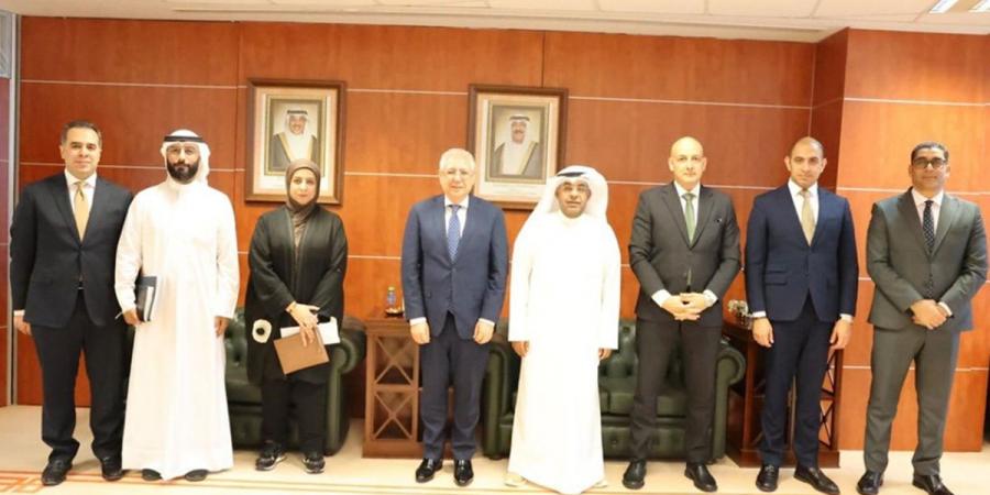 لجنة فنية مصرية متخصصة لتزويد الكويت بالعمالة الماهرة - لايف نيوز