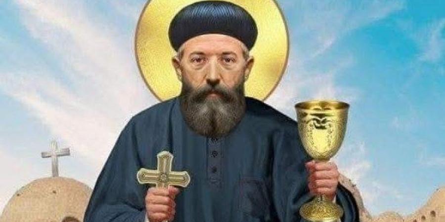 تدشين معمودية بمدينة الأمل على يد الأنبا أكليمندس .. صور - لايف نيوز