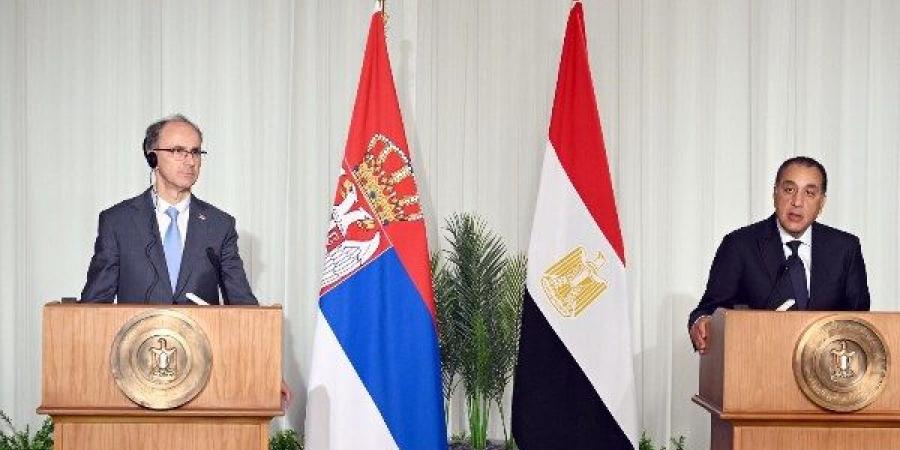 رئيس وزراء صربيا يعرب عن إعجابه الشديد بتطور الاقتصاد المصري - لايف نيوز