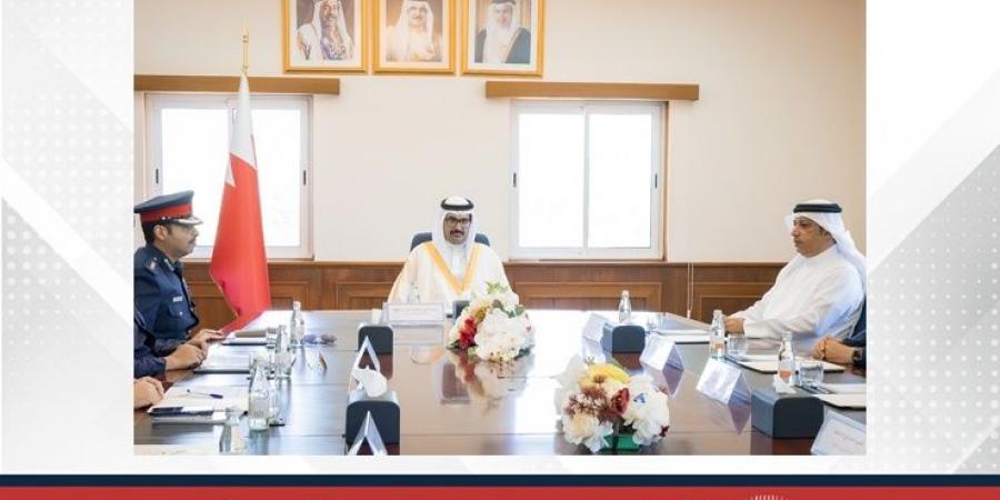 محافظ المحافظة الجنوبية يترأس اجتماع اللجنة الأمنية ويشيد بالجهود المبذولة من قبل اللجنة الوطنية لمواجهة الكوارث - لايف نيوز