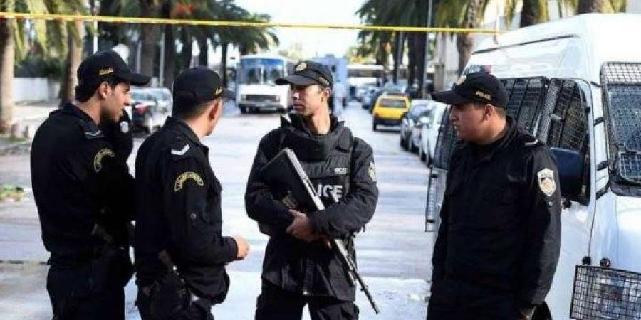 الثوري الإيراني: اعتقال 9 جاسوسات إسرائيليات عند الحدود بمنطقة قصر شيرين - لايف نيوز