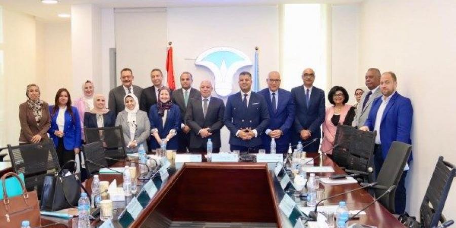 تحديات التنمية والتمكين الاقتصادي في صعيد مصر.. خبراء يشرحون - لايف نيوز